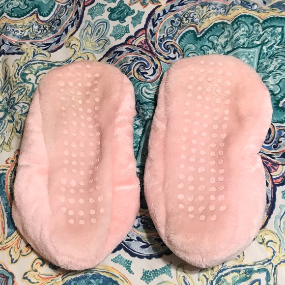 Piggy Slippers🐷 - Picture 2 of 5